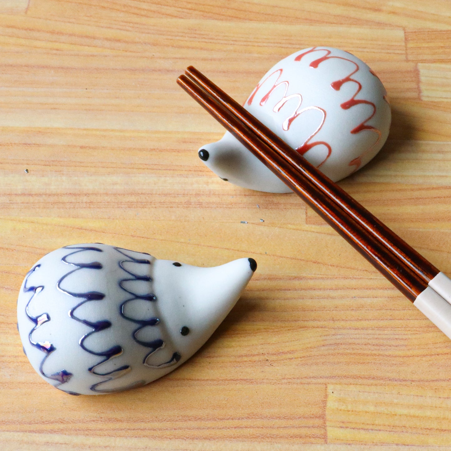 9-46【Chopsticks】はしおき(ラスターハリネズミ)ウエーブ